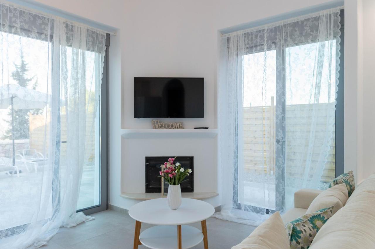 Iliousa Grand Villa Psinthos